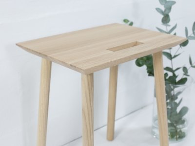 KNOQDI stool