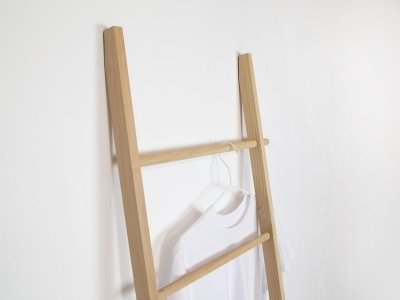 MARTA clothes rack