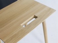 KNOQDI stool