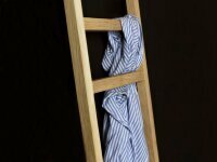 MONA clothes rack